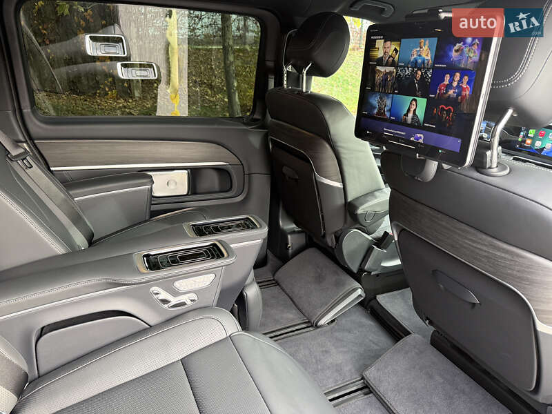 Минивэн Mercedes-Benz V-Class 2025 в Киеве