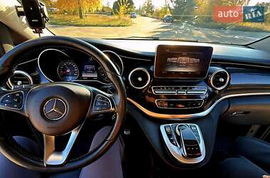 Мінівен Mercedes-Benz V-Class 2015 в 