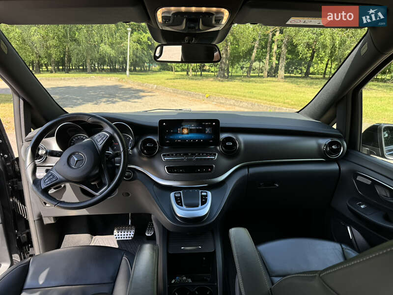 Минивэн Mercedes-Benz V-Class 2021 в Бродах