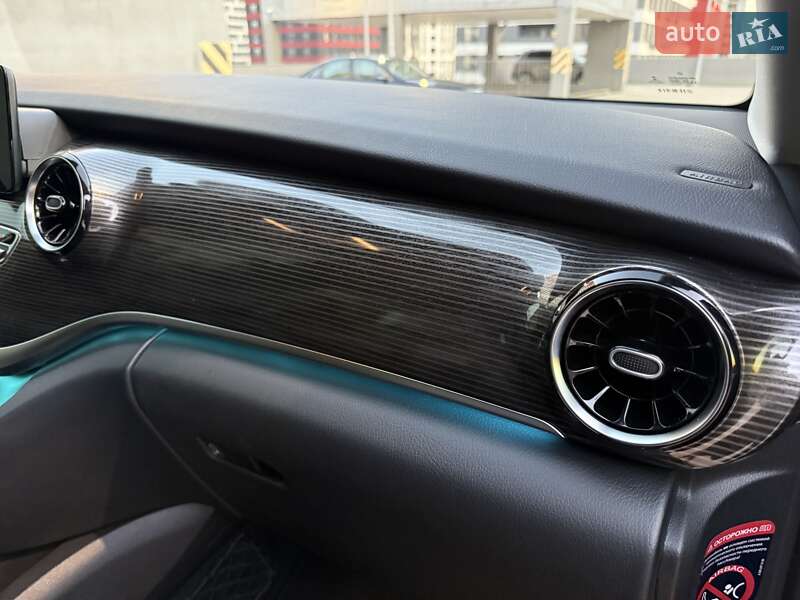 Минивэн Mercedes-Benz V-Class 2021 в Киеве