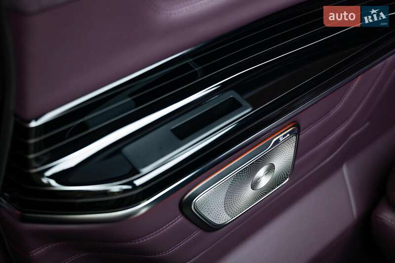 Минивэн Mercedes-Benz V-Class 2024 в Киеве фото 7 Минивэн Mercedes-Benz V-Class 2024 в Киеве