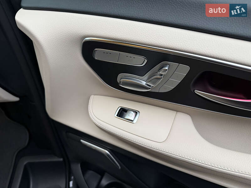 Минивэн Mercedes-Benz V-Class 2025 в Киеве