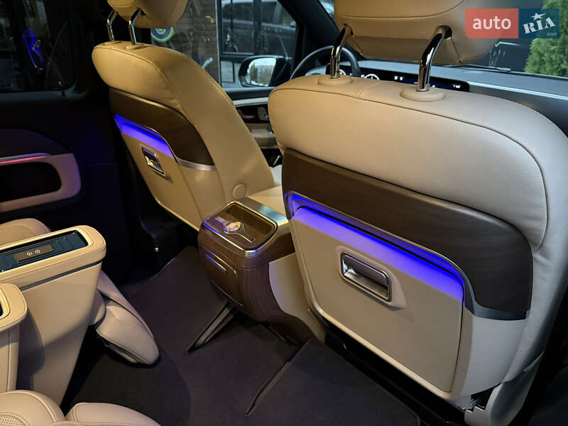 Минивэн Mercedes-Benz V-Class 2025 в Киеве