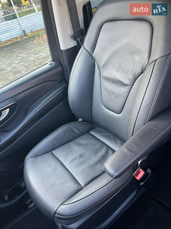 Мінівен Mercedes-Benz V-Class 2016 в Чернівцях фото 33 Мінівен Mercedes-Benz V-Class 2016 в Чернівцях