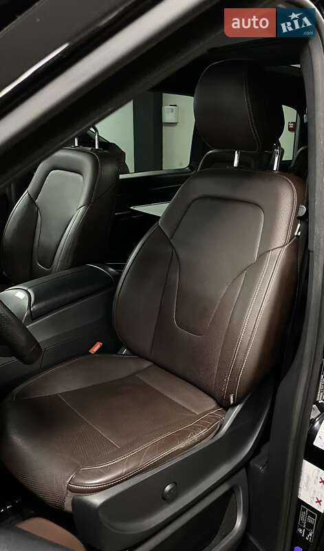 Мінівен Mercedes-Benz V-Class 2016 в Львові фото 29 Мінівен Mercedes-Benz V-Class 2016 в Львові