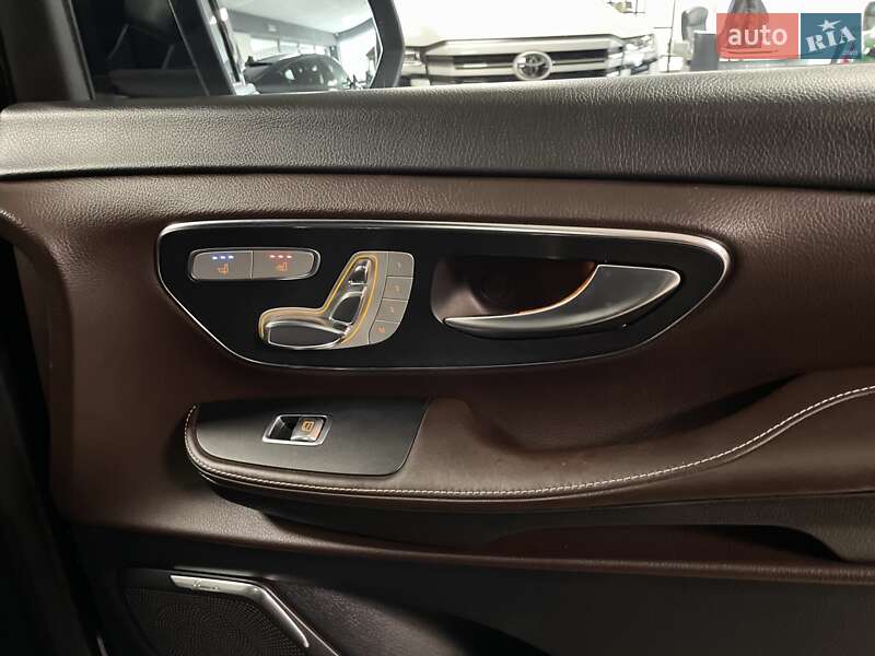 Мінівен Mercedes-Benz V-Class 2016 в Львові фото 36 Мінівен Mercedes-Benz V-Class 2016 в Львові