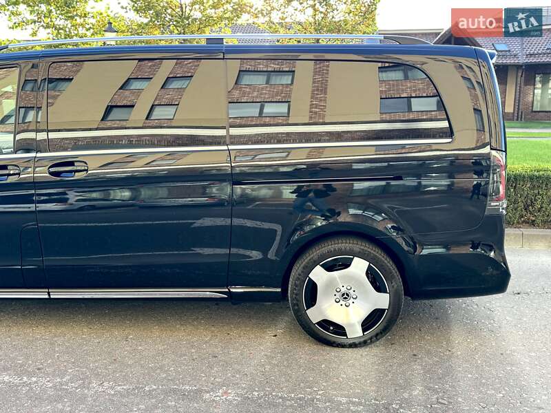 Мінівен Mercedes-Benz V-Class 2025 в Києві