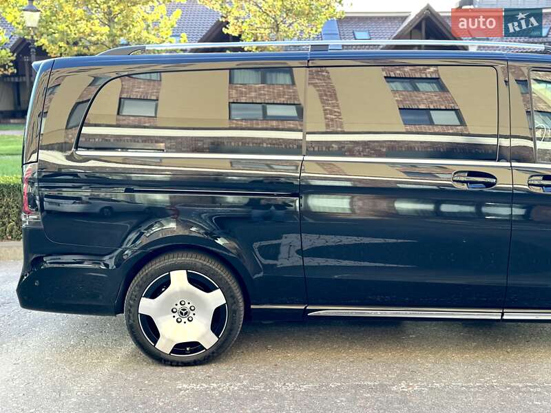 Мінівен Mercedes-Benz V-Class 2025 в Києві