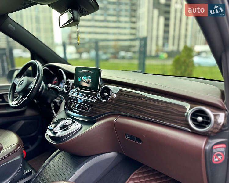 Мінівен Mercedes-Benz V-Class 2014 в Києві