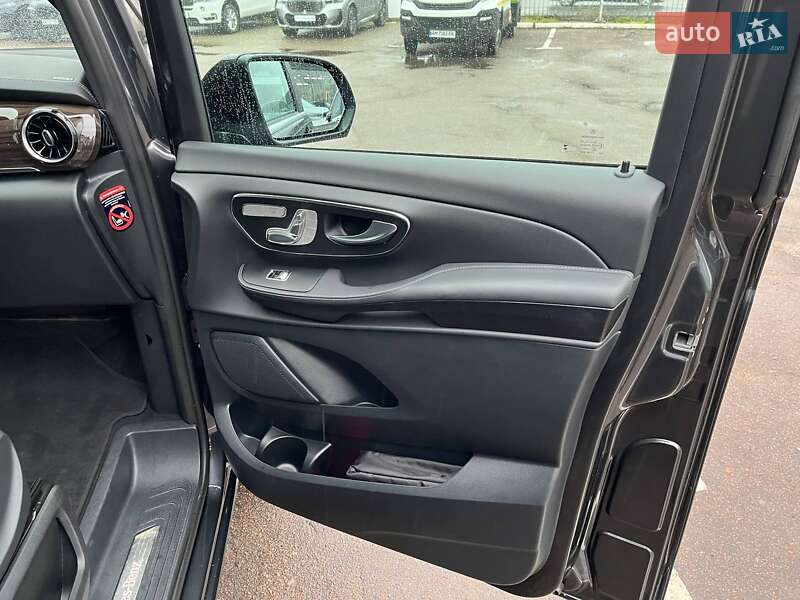 Минивэн Mercedes-Benz V-Class 2023 в Житомире фото 30 Минивэн Mercedes-Benz V-Class 2023 в Житомире