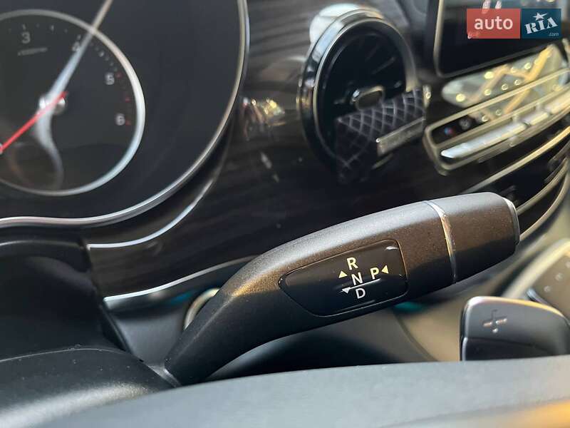 Минивэн Mercedes-Benz V-Class 2023 в Житомире фото 20 Минивэн Mercedes-Benz V-Class 2023 в Житомире