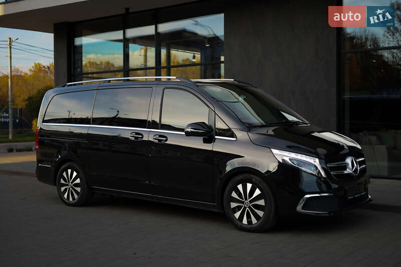Минивэн Mercedes-Benz V-Class 2021 в Киеве