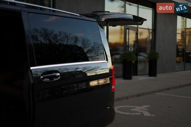 Минивэн Mercedes-Benz V-Class 2021 в Киеве