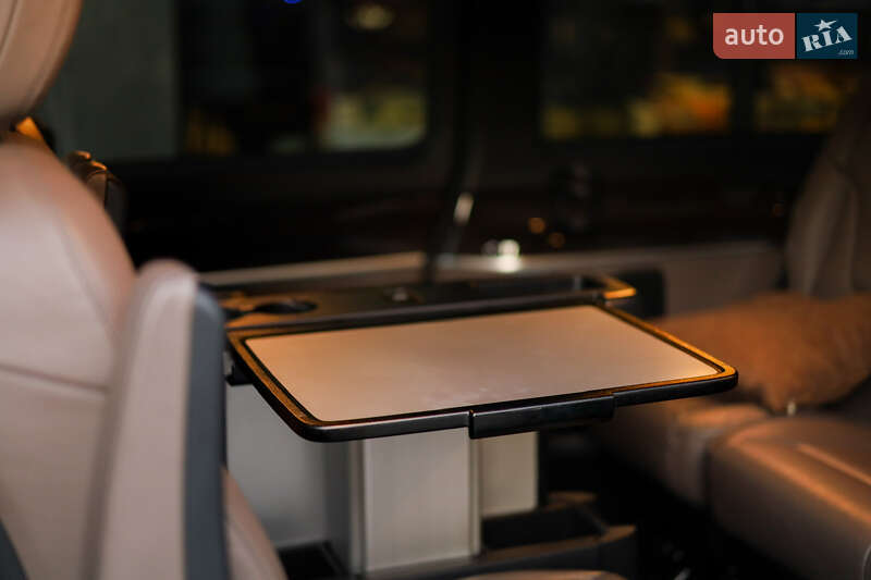 Минивэн Mercedes-Benz V-Class 2021 в Киеве