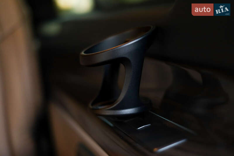 Минивэн Mercedes-Benz V-Class 2021 в Киеве