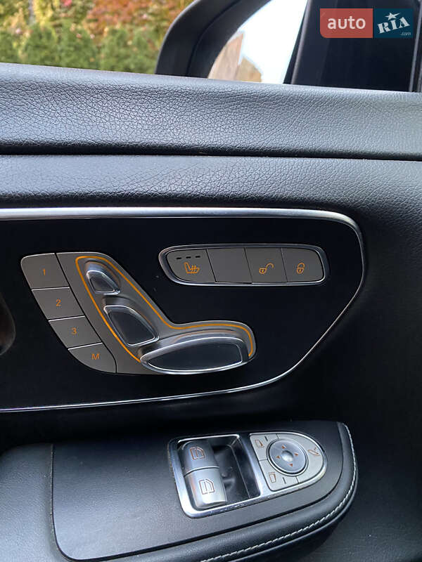 Минивэн Mercedes-Benz V-Class 2015 в Киеве