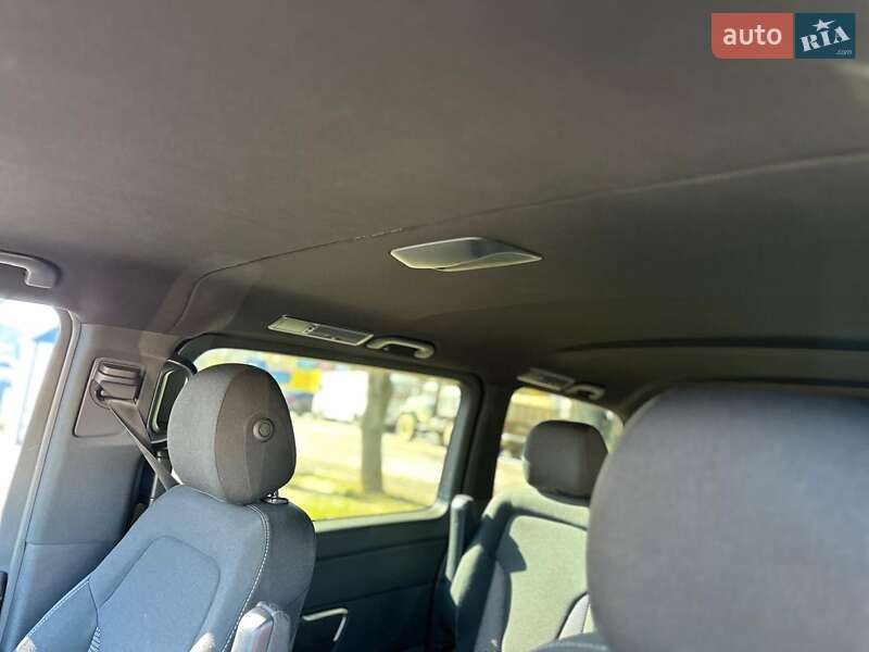 Минивэн Mercedes-Benz V-Class 2023 в Мукачево фото 18 Минивэн Mercedes-Benz V-Class 2023 в Мукачево