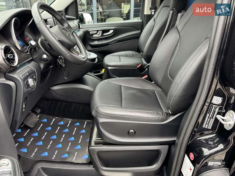 Мінівен Mercedes-Benz V-Class 2021 в Рівному