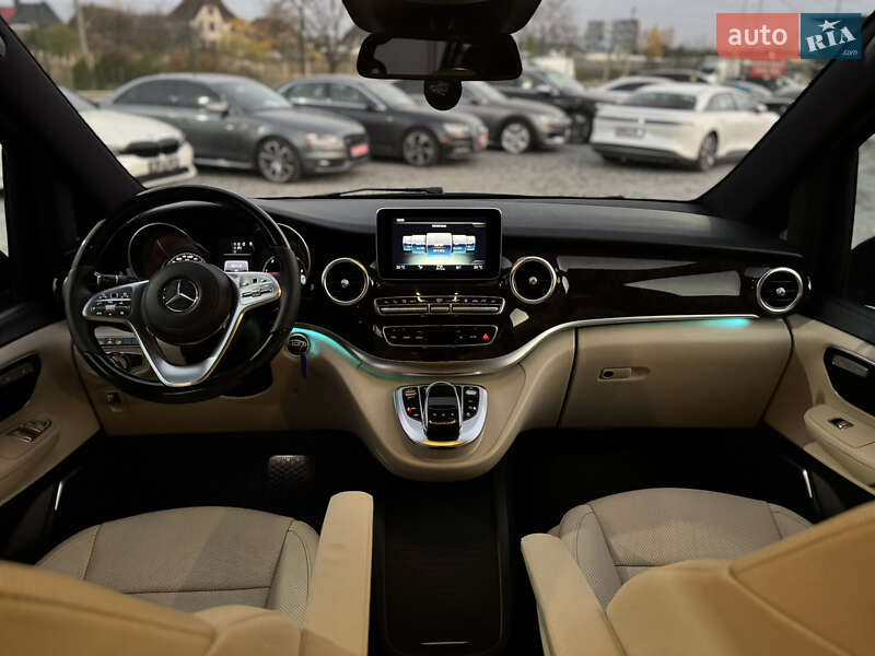 Мінівен Mercedes-Benz V-Class 2016 в Луцьку