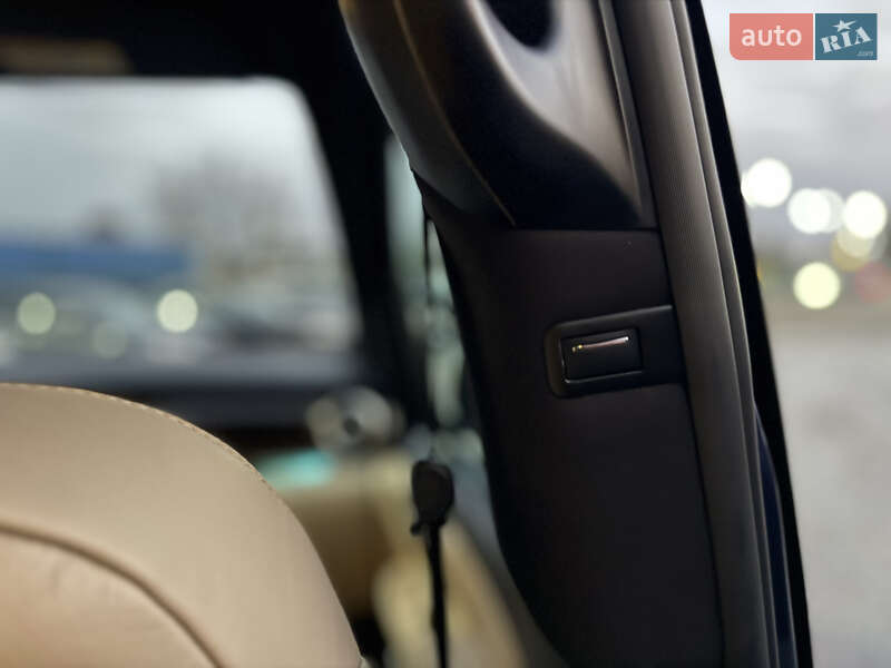 Мінівен Mercedes-Benz V-Class 2016 в Луцьку