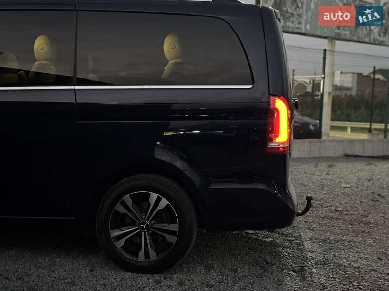Мінівен Mercedes-Benz V-Class 2016 в Луцьку