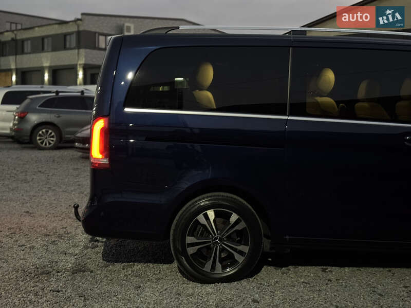 Мінівен Mercedes-Benz V-Class 2016 в Луцьку