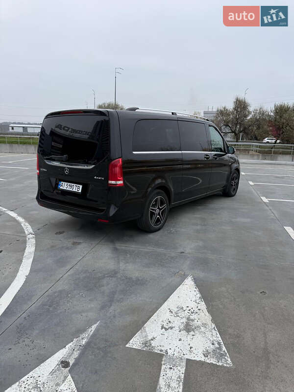 Минивэн Mercedes-Benz V-Class 2015 в Киеве