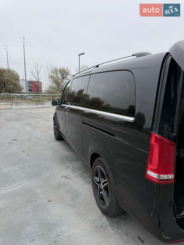 Минивэн Mercedes-Benz V-Class 2015 в Киеве