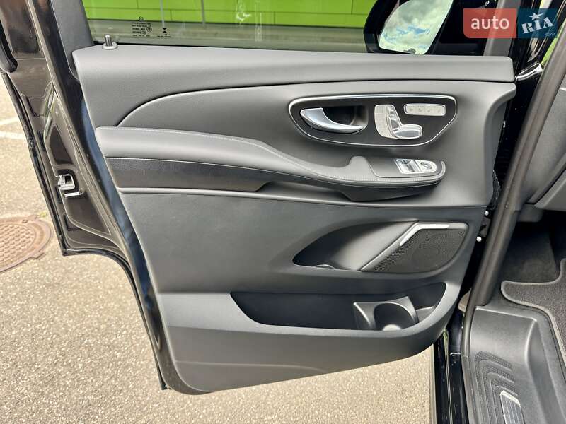 Минивэн Mercedes-Benz V-Class 2023 в Киеве фото 37 Минивэн Mercedes-Benz V-Class 2023 в Киеве