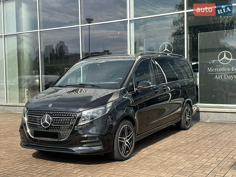 Минивэн Mercedes-Benz V-Class 2024 в Киеве
