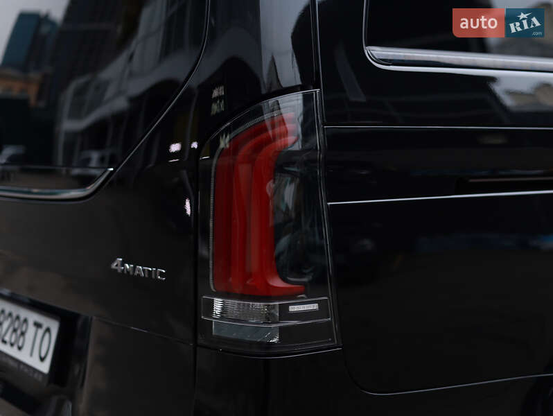 Минивэн Mercedes-Benz V-Class 2024 в Киеве