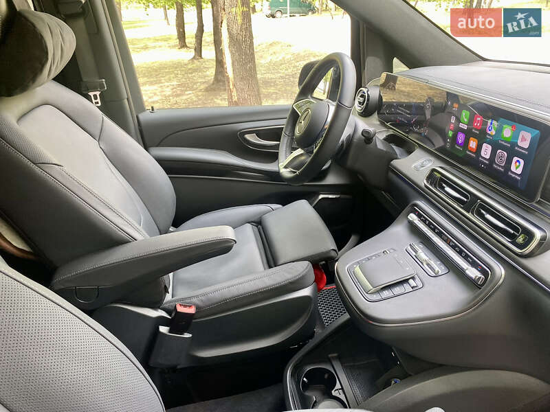 Мінівен Mercedes-Benz V-Class 2024 в Кривому Розі фото 15 Мінівен Mercedes-Benz V-Class 2024 в Кривому Розі