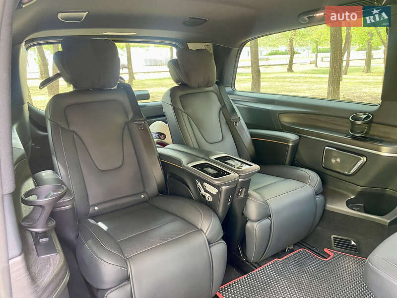 Мінівен Mercedes-Benz V-Class 2024 в Кривому Розі фото 16 Мінівен Mercedes-Benz V-Class 2024 в Кривому Розі
