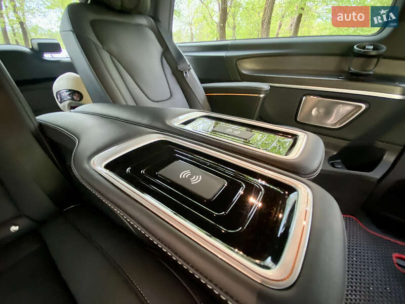 Мінівен Mercedes-Benz V-Class 2024 в Кривому Розі фото 21 Мінівен Mercedes-Benz V-Class 2024 в Кривому Розі