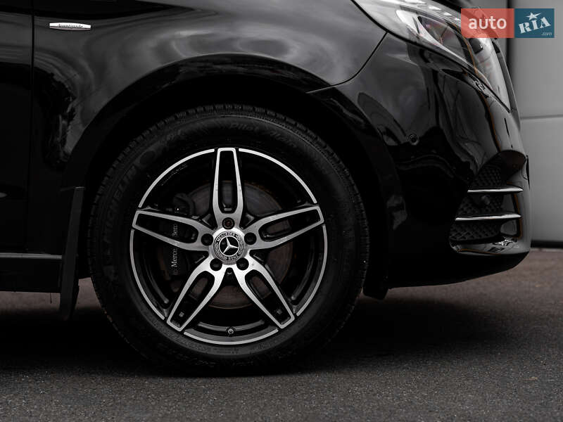 Минивэн Mercedes-Benz V-Class 2016 в Киеве фото 27 Минивэн Mercedes-Benz V-Class 2016 в Киеве