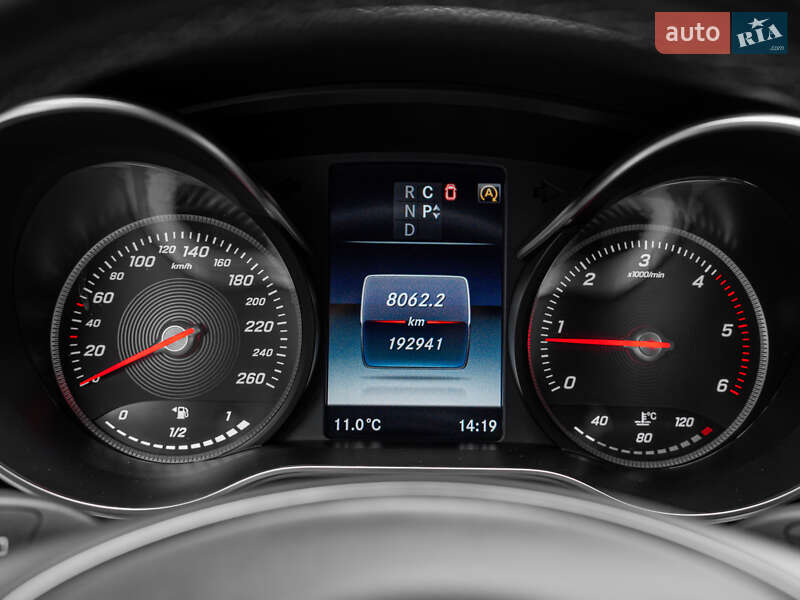 Минивэн Mercedes-Benz V-Class 2016 в Киеве фото 52 Минивэн Mercedes-Benz V-Class 2016 в Киеве