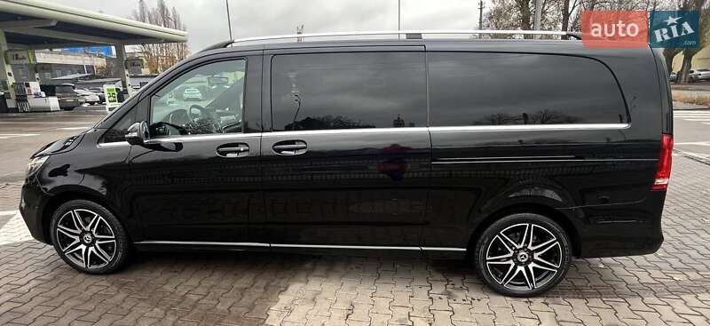 Минивэн Mercedes-Benz V-Class 2023 в Киеве фото Минивэн Mercedes-Benz V-Class 2023 в Киеве