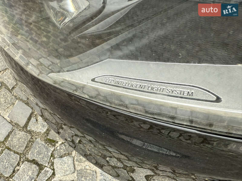 Минивэн Mercedes-Benz V-Class 2021 в Днепре