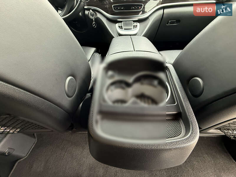 Минивэн Mercedes-Benz V-Class 2021 в Днепре