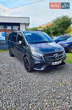 Мінівен Mercedes-Benz V-Class 2021 в Чернівцях