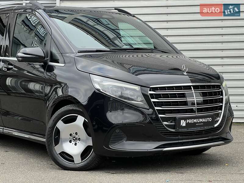 Минивэн Mercedes-Benz V-Class 2024 в Киеве