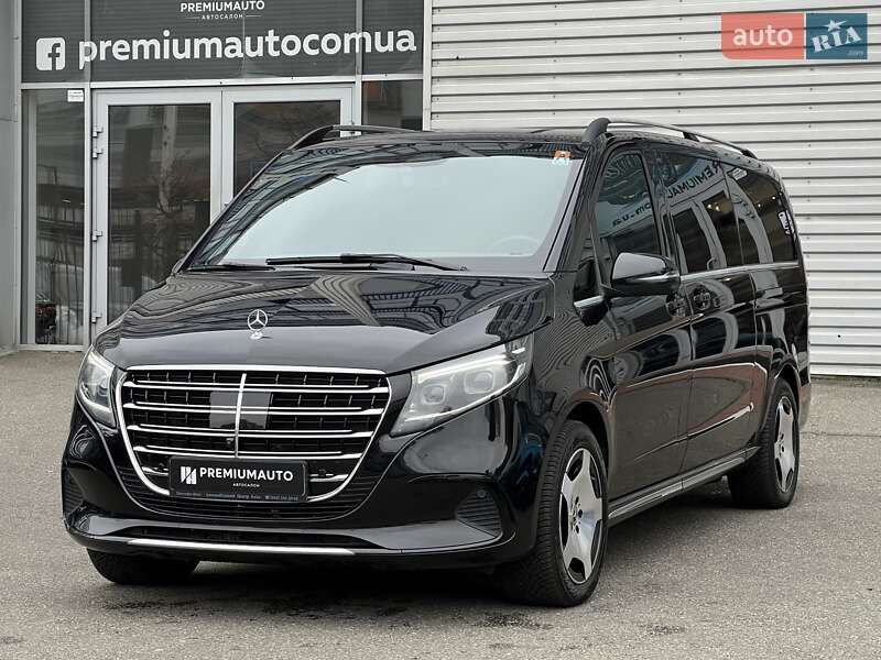 Минивэн Mercedes-Benz V-Class 2024 в Киеве