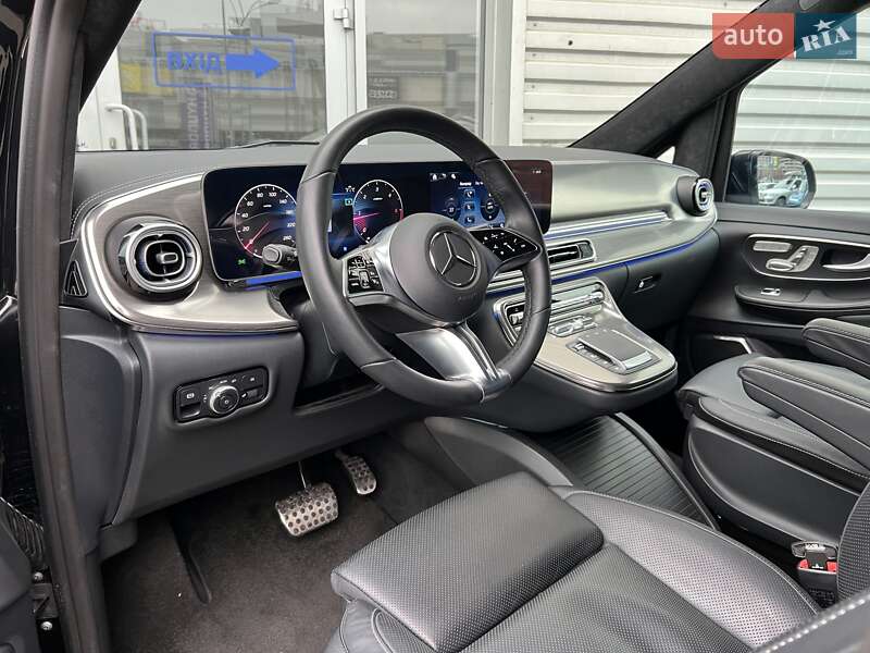Минивэн Mercedes-Benz V-Class 2024 в Киеве