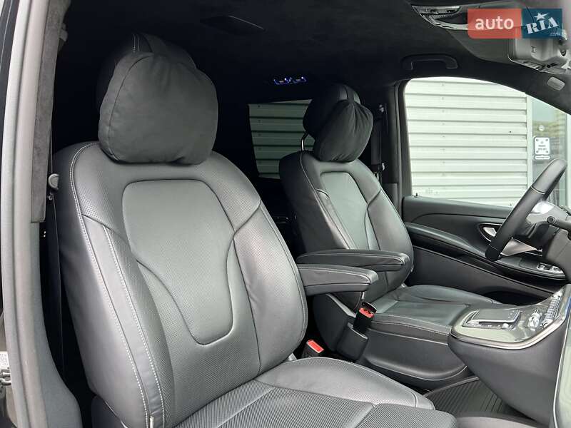 Минивэн Mercedes-Benz V-Class 2024 в Киеве