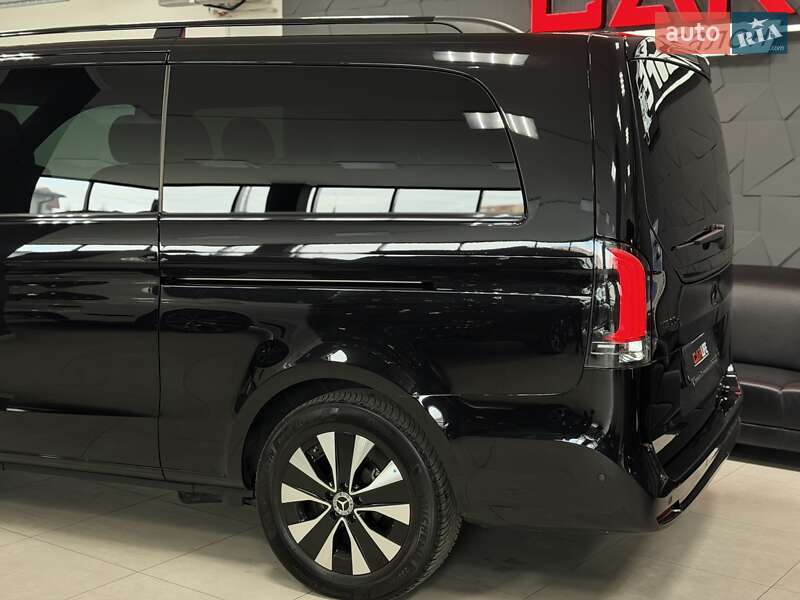 Мінівен Mercedes-Benz V-Class 2024 в Тернополі фото 23 Мінівен Mercedes-Benz V-Class 2024 в Тернополі