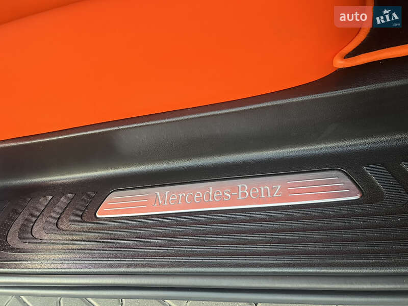 Мінівен Mercedes-Benz V-Class 2015 в Києві фото 43 Мінівен Mercedes-Benz V-Class 2015 в Києві