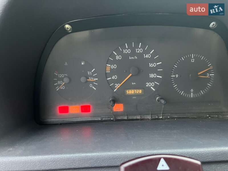 Мінівен Mercedes-Benz V-Class 1999 в Чернівцях