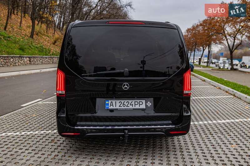 Минивэн Mercedes-Benz V-Class 2015 в Киеве
