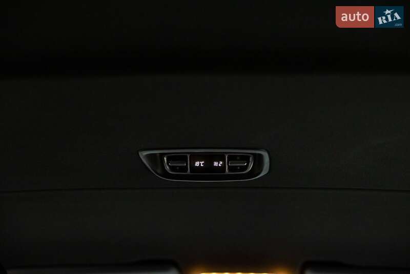 Минивэн Mercedes-Benz V-Class 2015 в Киеве