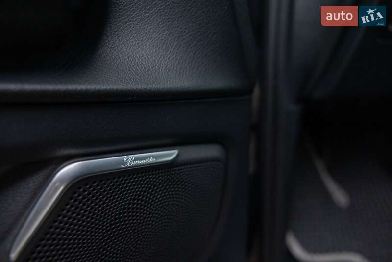 Минивэн Mercedes-Benz V-Class 2015 в Киеве